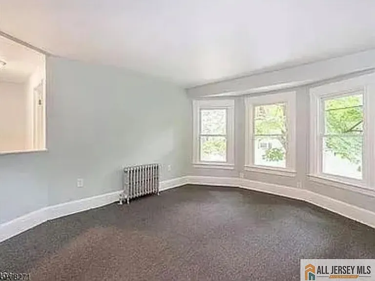 737 Kensington Ave #39 — Photo 3