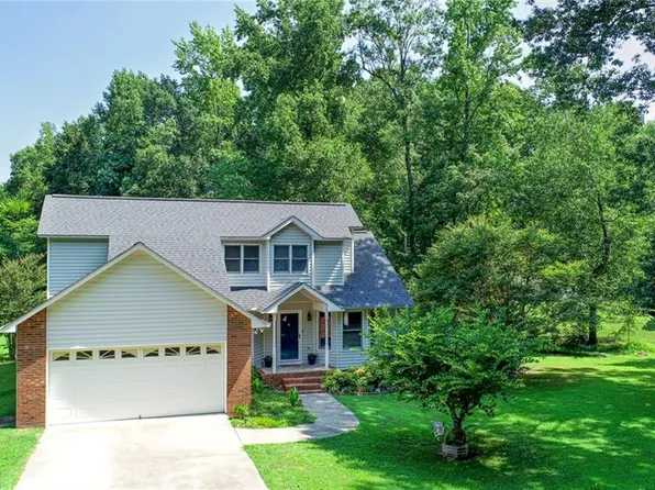 211 Robin Cir, Archdale, NC 27263