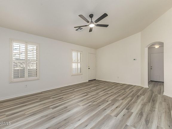 5th image of 24208 N OASIS Boulevard