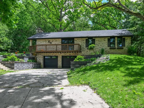N7034 Oakwood ROAD, Whitewater, WI 53190