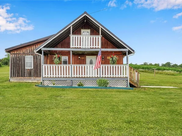 4322 Hermitage Rd, Warsaw, NY 14569