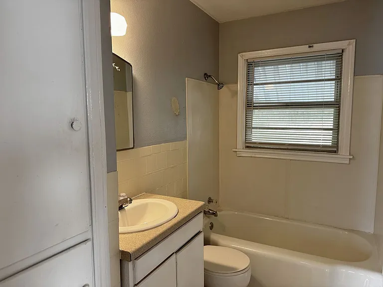 4326 Rhea Rd — Photo 16