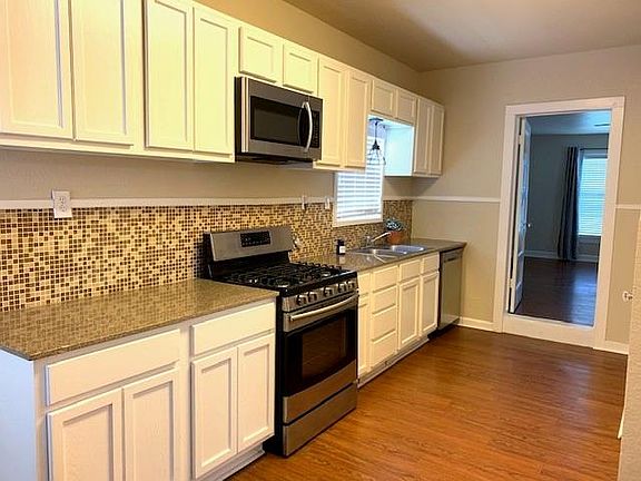 5th image of 800 N 36th St