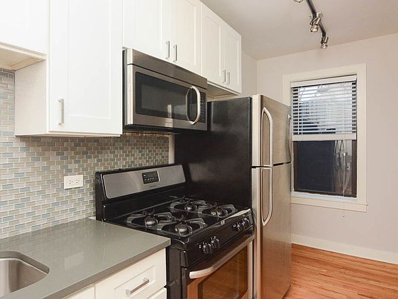 4th image of 2420 N Kedzie Blvd APT 108