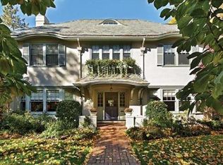 88 Farlow Rd, Newton, MA 02458