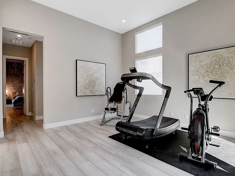 5289 Feathertop Dr — Photo 30
