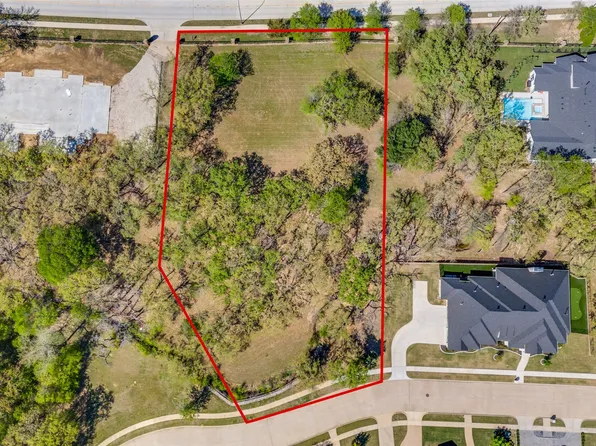 1900 W Harris Rd, Arlington, TX 76001