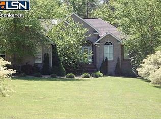 220 Wild Rose Dr, Crossville, TN 38555
