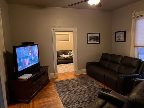 3rd image of 109 S 8th St