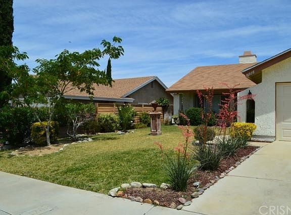 3rd image of 36938 Desert Willow Dr