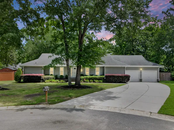 19 Milano Ct, Hanahan, SC 29410