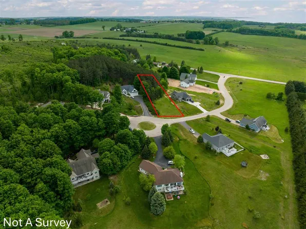 4812 Keaton Rd, Petoskey, MI 49770