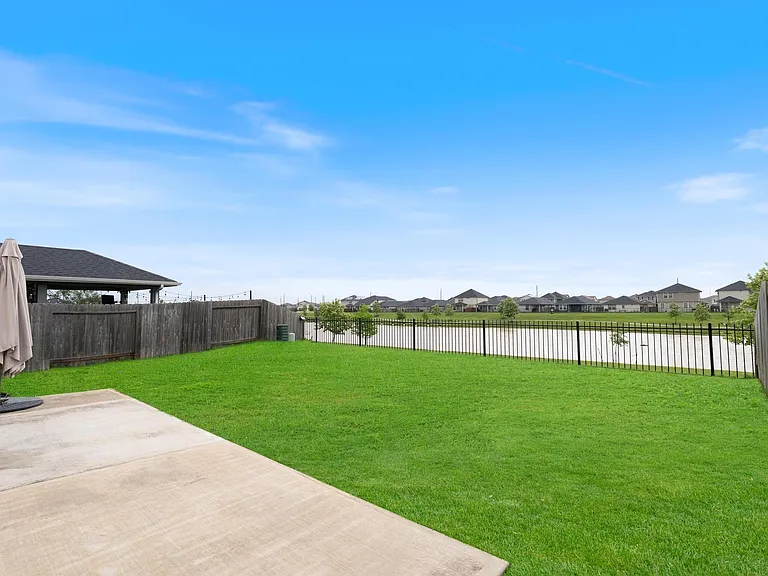 5318 Marisol Cove Dr — Photo 2