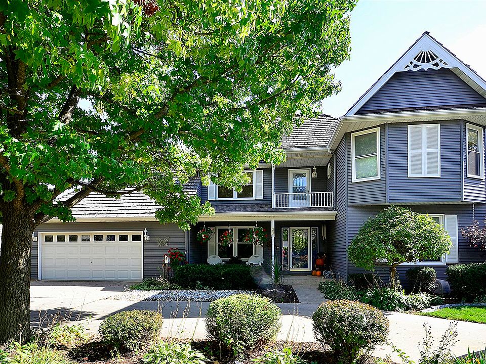 1st image of 33 Windwood Dr
