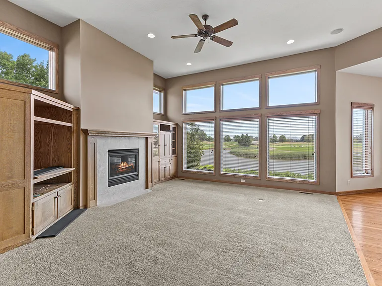 11435 Kenyon Ct NE — Photo 5