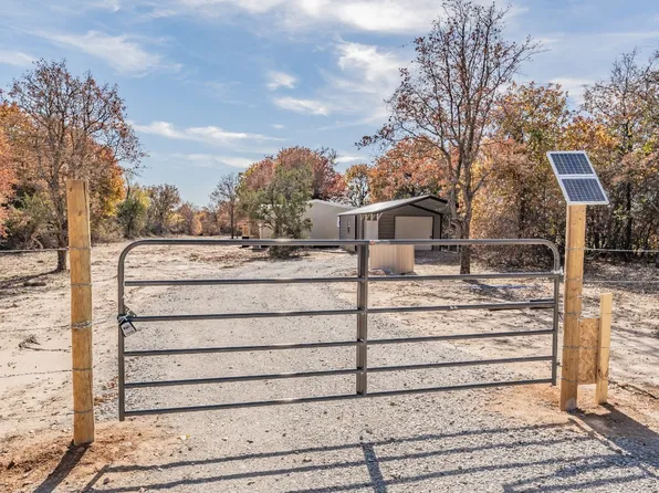 773 Jordan Rd, Poolville, TX 76487