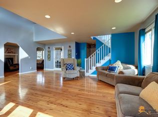 2270 Foxhall Dr, Anchorage, AK 99504