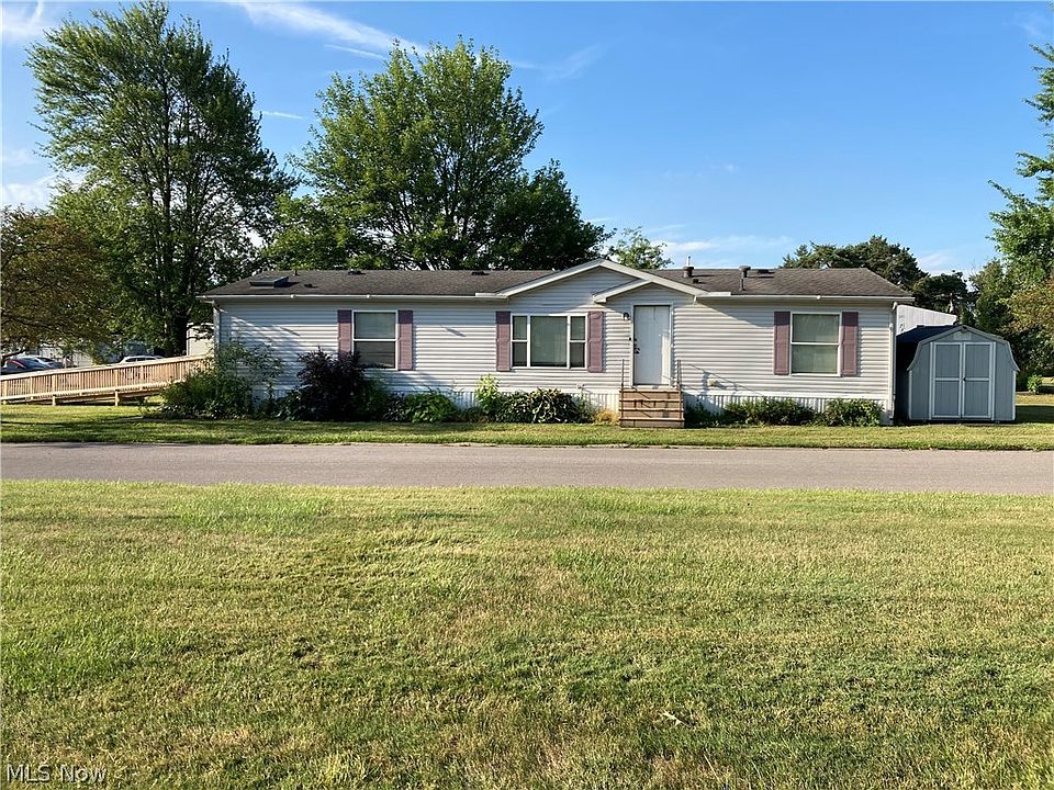 1st image of 215 Kenny Brook Ln