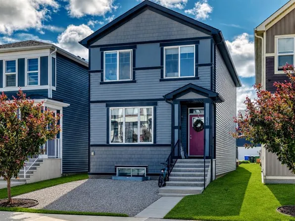 535 E Seton Cir SE, Calgary, AB T3M 3G8
