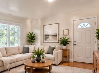 419 N Van Ness Ave, Los Angeles, CA 90004