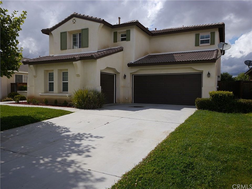 1st image of 27774 Gladstone Dr