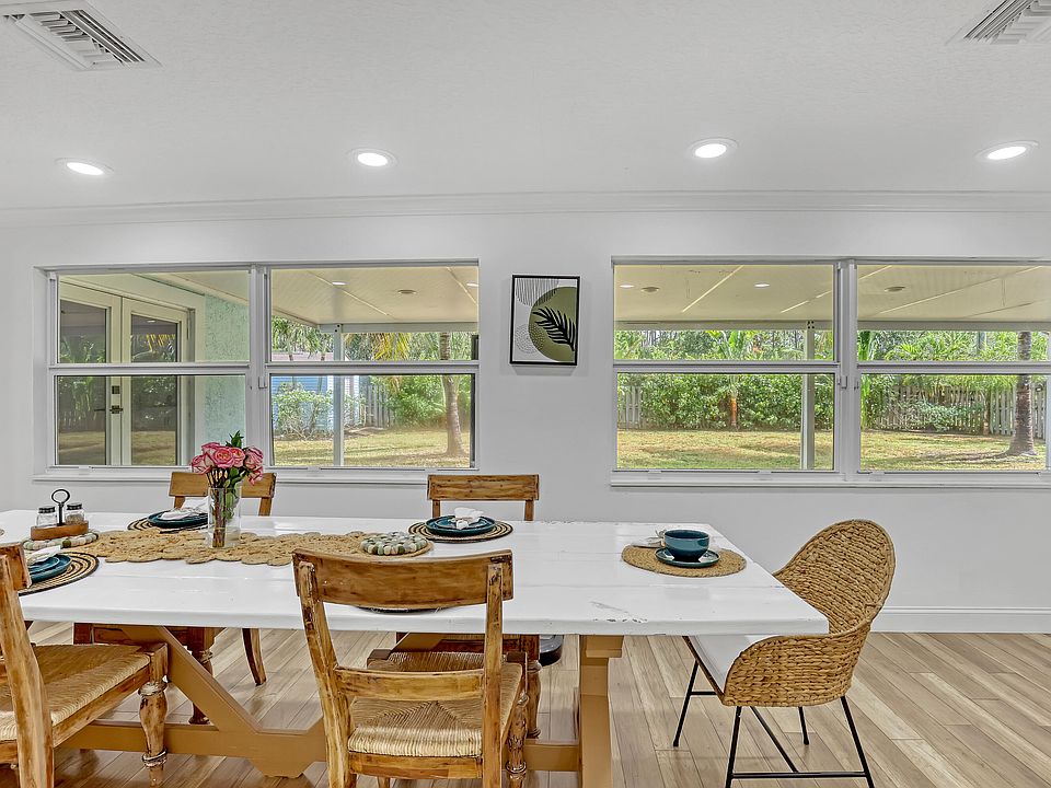 1st image of 7131 Oakmont Drive