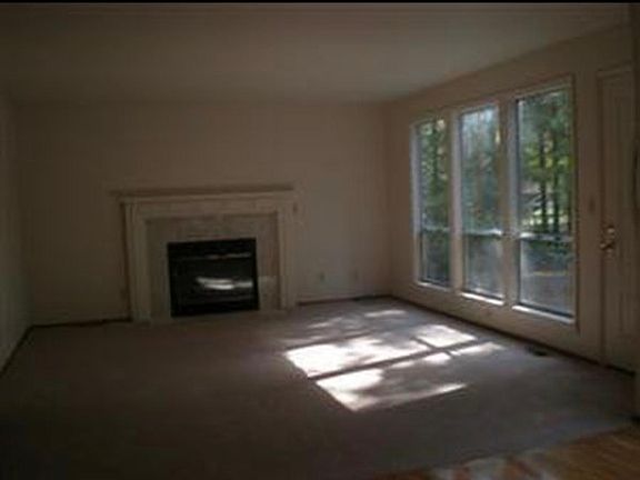 3rd image of 6509 Gleneagle Ave SW