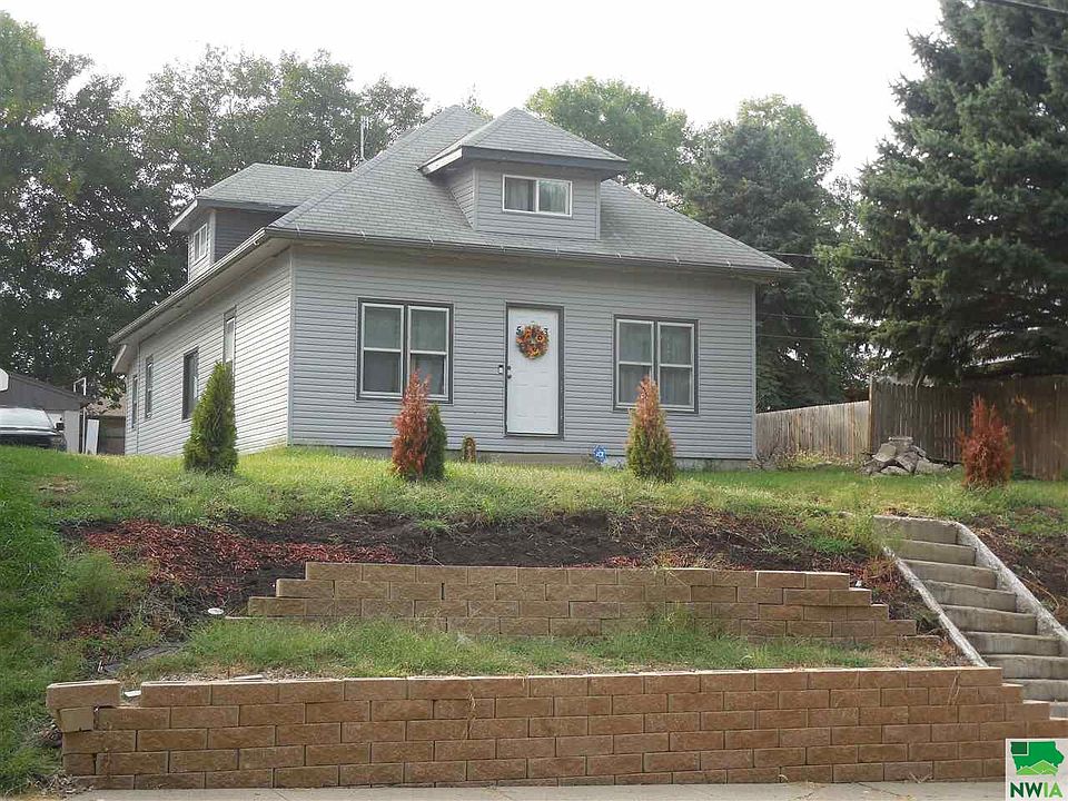 1st image of 513 S Westcott St
