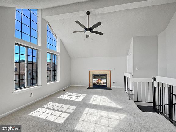 3rd image of 6031 Curtier Dr #C