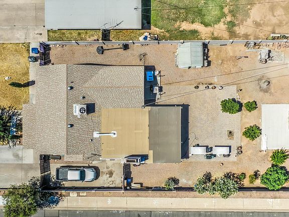 4th image of 601 N Washington St
