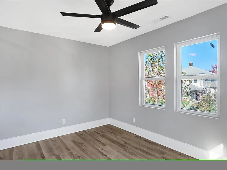 835 Weghorst St — Photo 14
