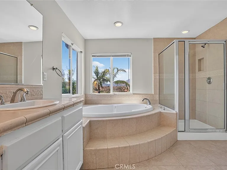 11217 Ravenna Ln — Photo 39