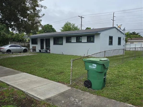 17701 NW 32nd Ct, Miami Gardens, FL 33056