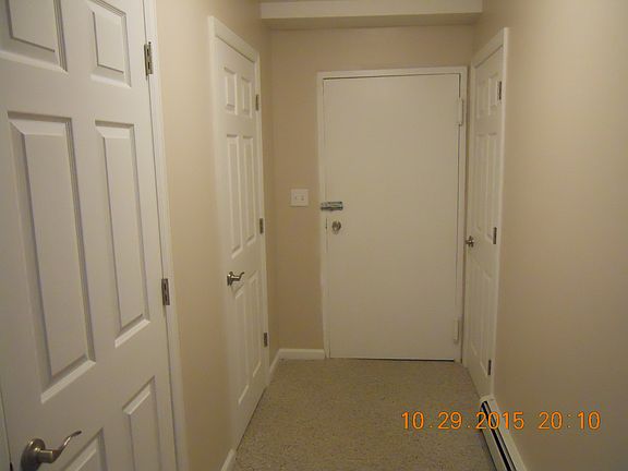 3rd image of 84 Woodlawn Ave