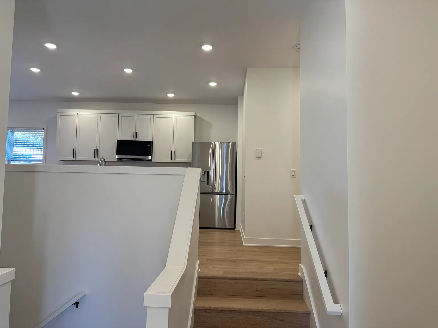 2 bed, 1.5 bath, 1327 sqft, $2,550 — Photo 4