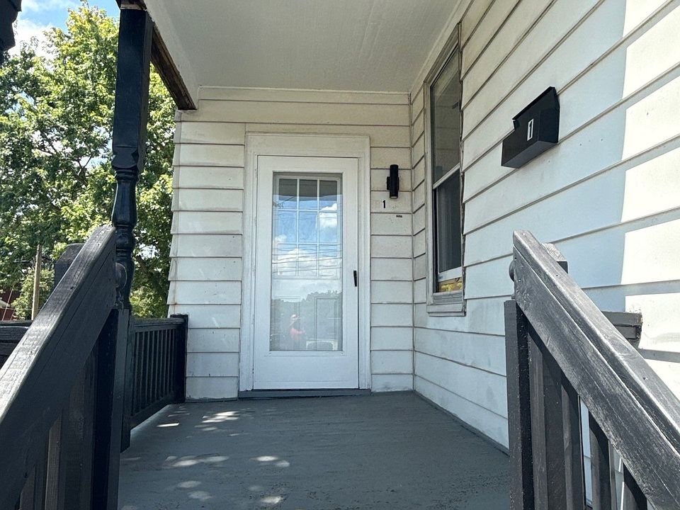 1st image of 3935 N Bend Rd #1