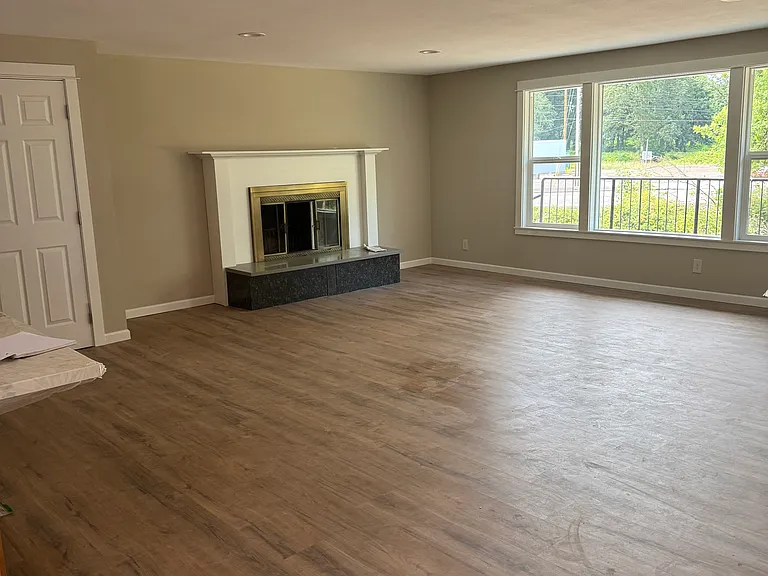 6610 NW Cornelius Pass Rd — Photo 3