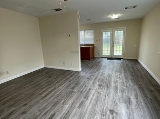 1204 E Logan St, Round Rock, TX 78664