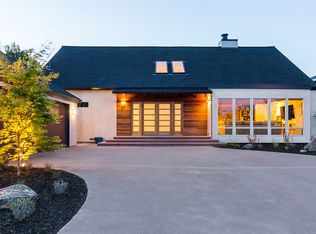 27 Lagoon Rd, San Rafael, CA 94901