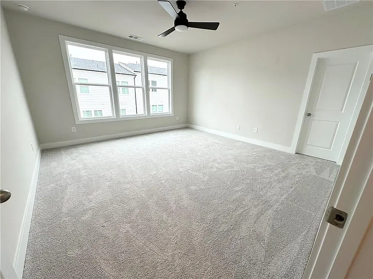 1237 Waldon Xing — Photo 11