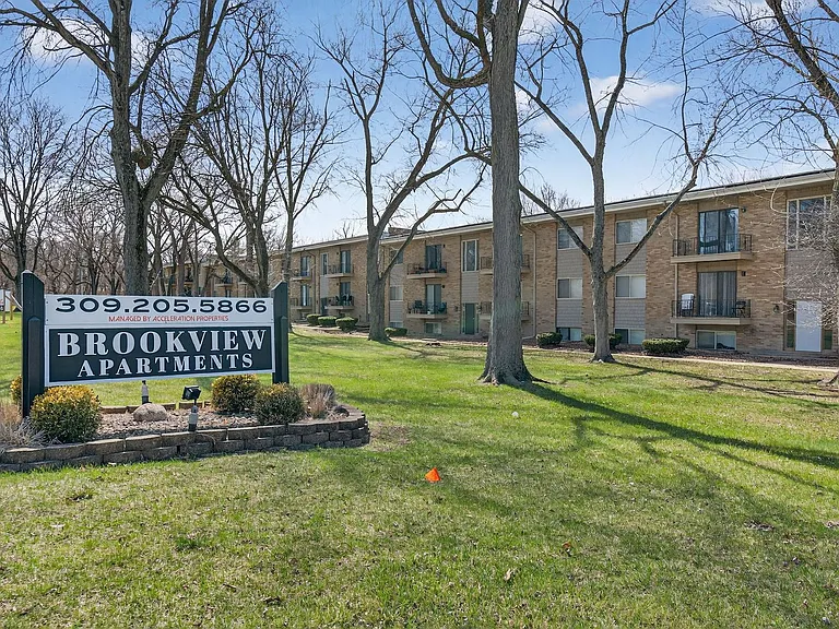 Brookview Apartments — Photo 20