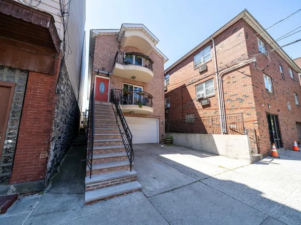 77 68th St #201, Guttenberg, NJ 07093