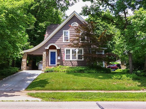 2nd image of 56 Mount Pleasant Ave