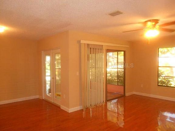 3rd image of 5046 Barrington Cir #2501