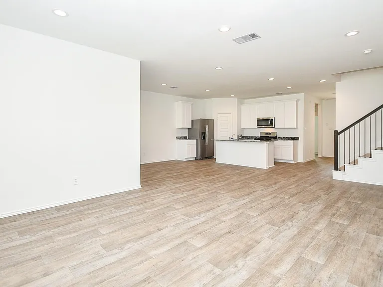 2720 Bryan Grove Ln — Photo 7