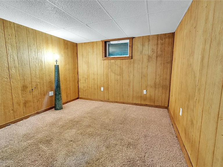 116 Purvis Ln — Photo 35