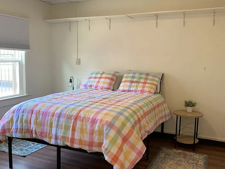 1200 N Campbell Ave — Photo 15