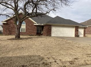 410 Ridgemont Ave, Lowell, AR 72745