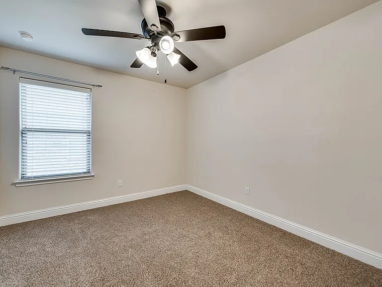 6901 Cattleman Dr — Photo 15