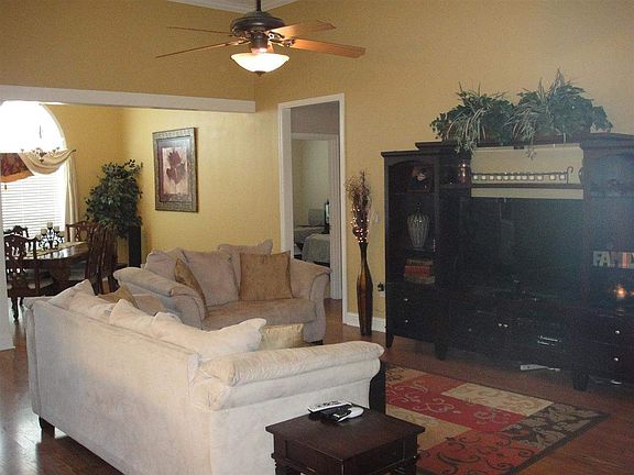 2nd image of 120 Corley Cir